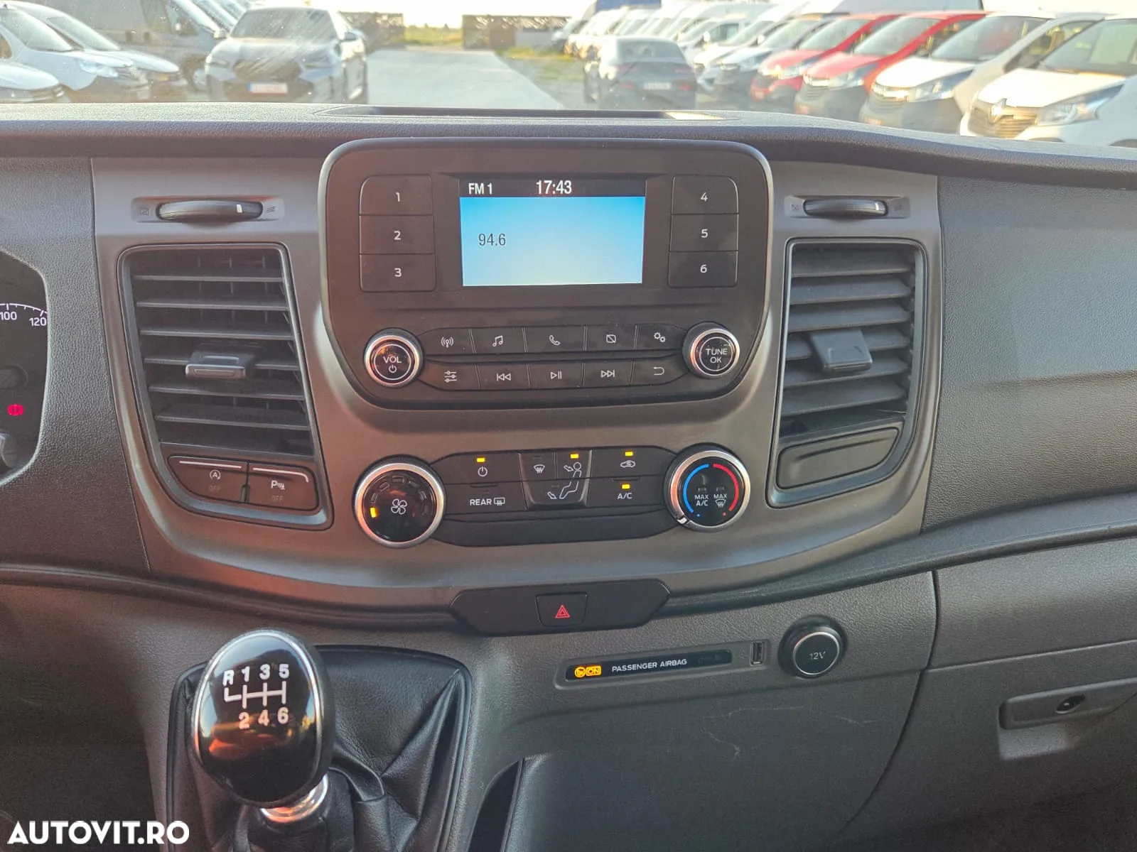 Ford Transit New Custom L2H1 9locuri - 20