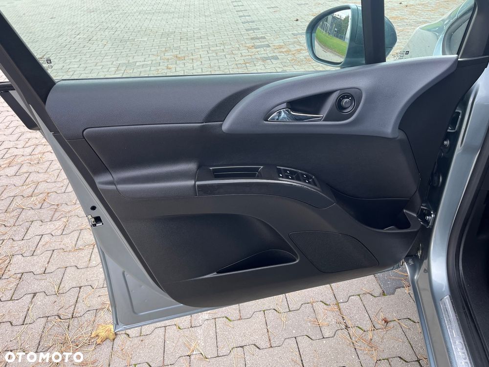 Opel Meriva 1.4 Design Edition - 16