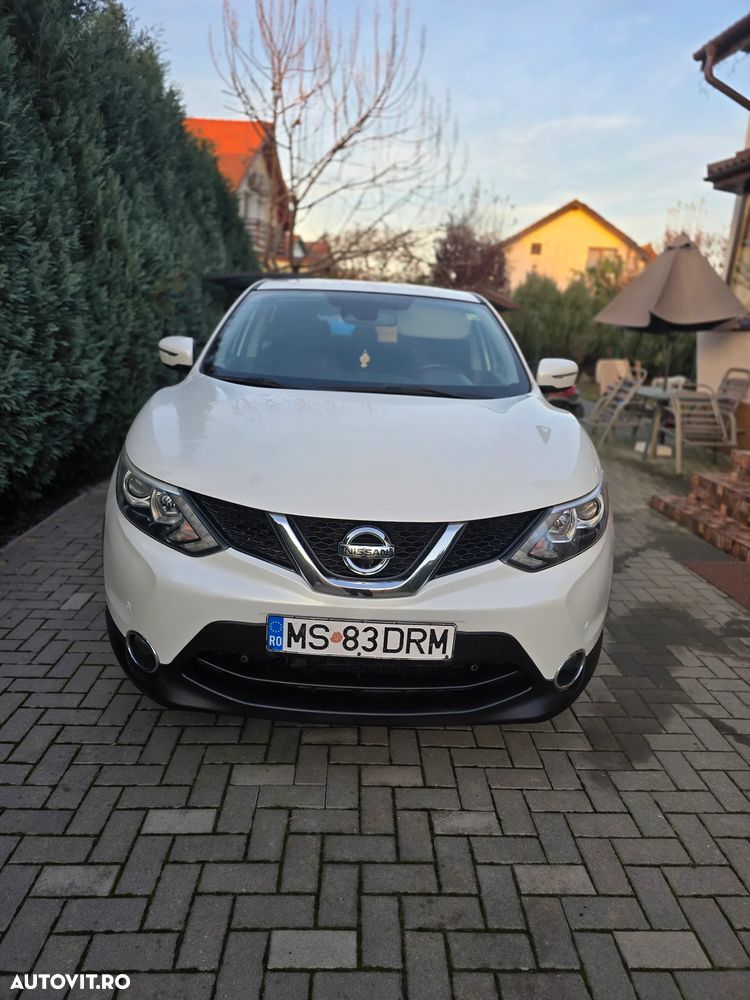 Nissan Qashqai 1.6 DCI Start/Stop N-Connecta - 1