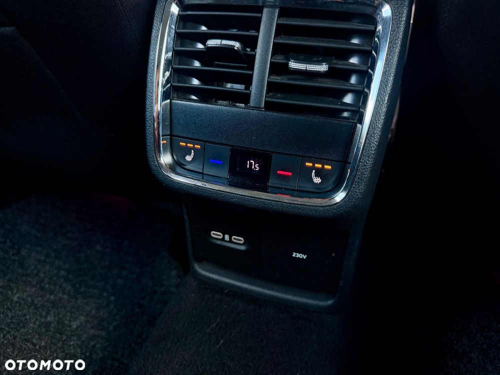 Skoda Octavia - 25