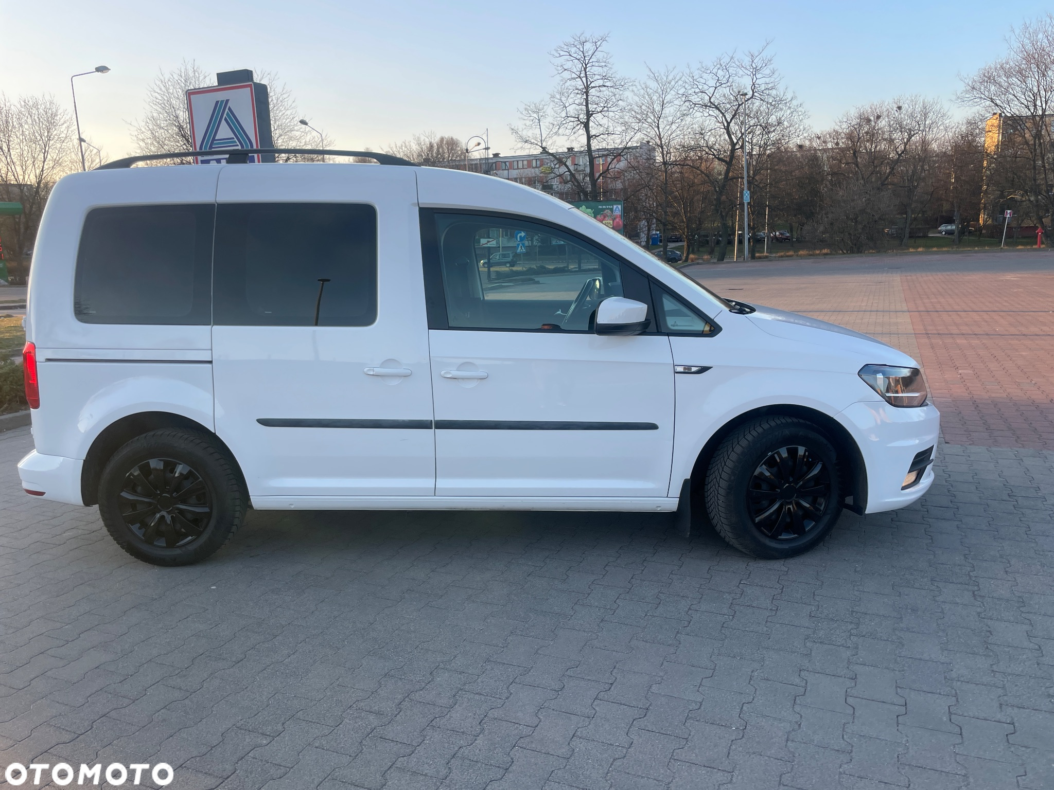 Volkswagen Caddy 2.0 TDI (5-Si.) Trendline Blue Motion - 7
