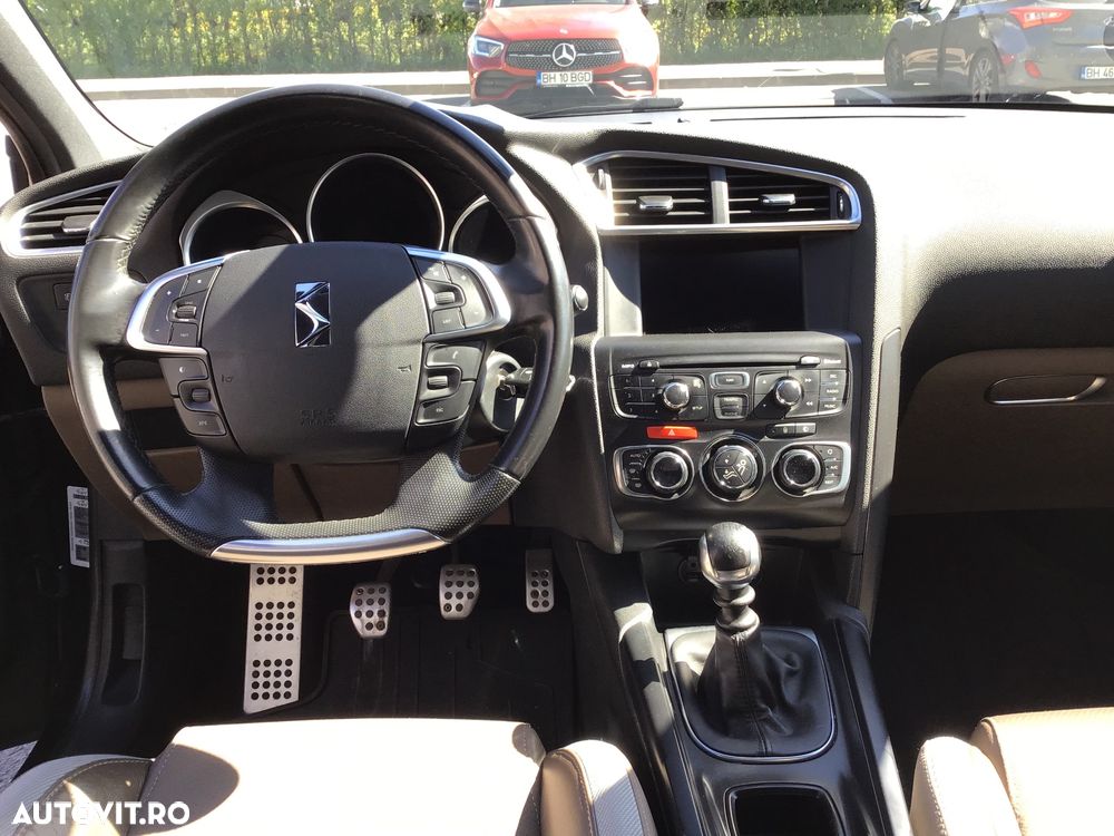 Citroën DS4 HDi 110 Chic - 7
