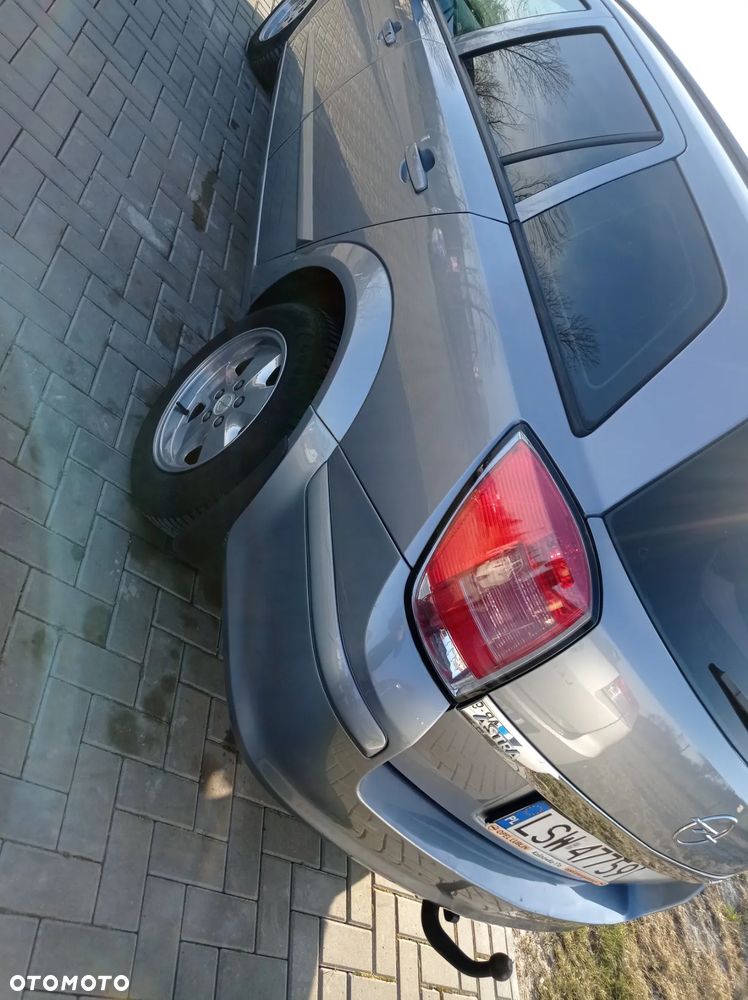 Opel Astra II 1.6 Start - 14
