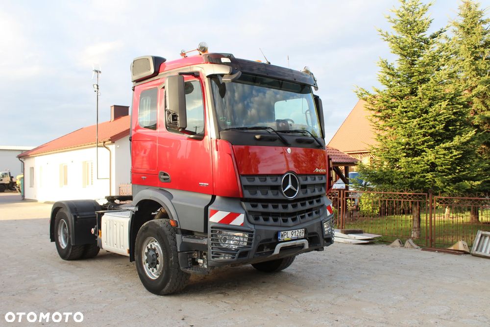 Mercedes-Benz AROCS 1851 z Niemiec 4x4 - 5