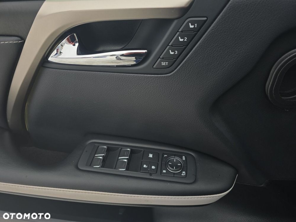 Lexus RX 450h F-Impression - 16