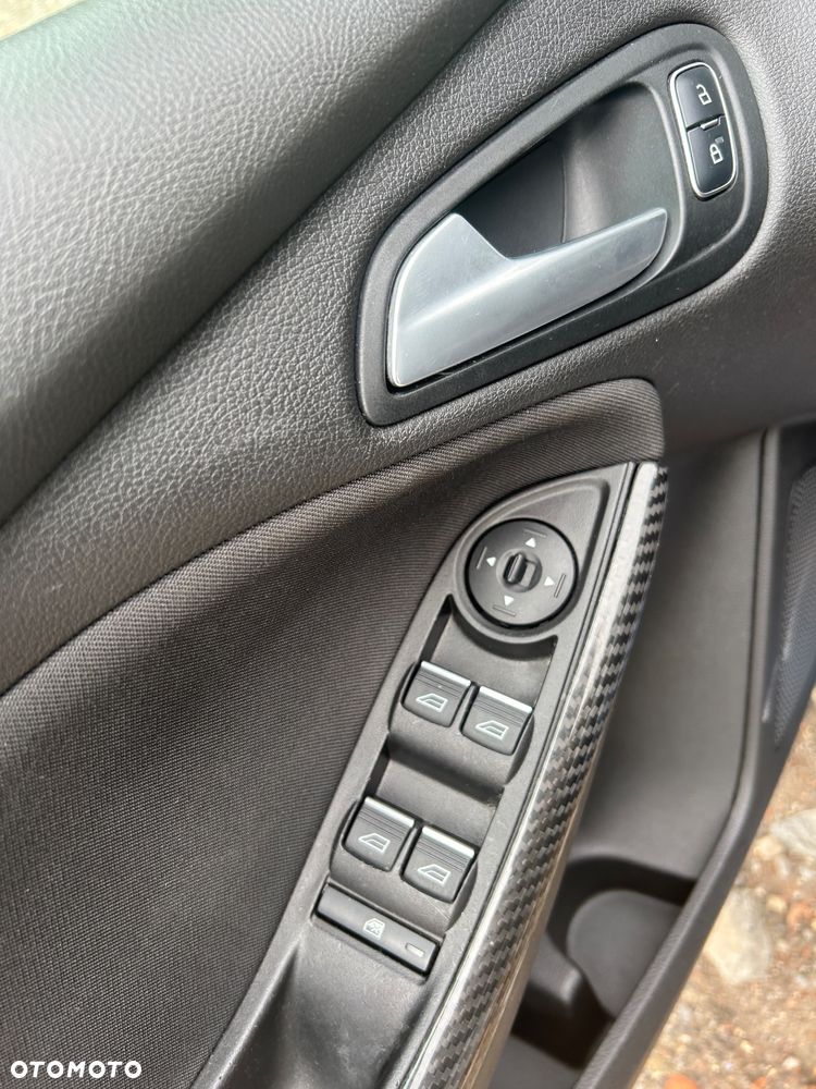 Ford Focus 2.0 EcoBoost ST - 14