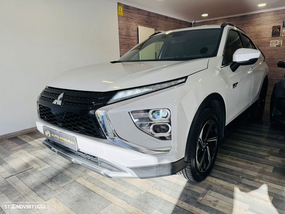 Mitsubishi Eclipse Cross 2.4 PHEV eMotion - 3