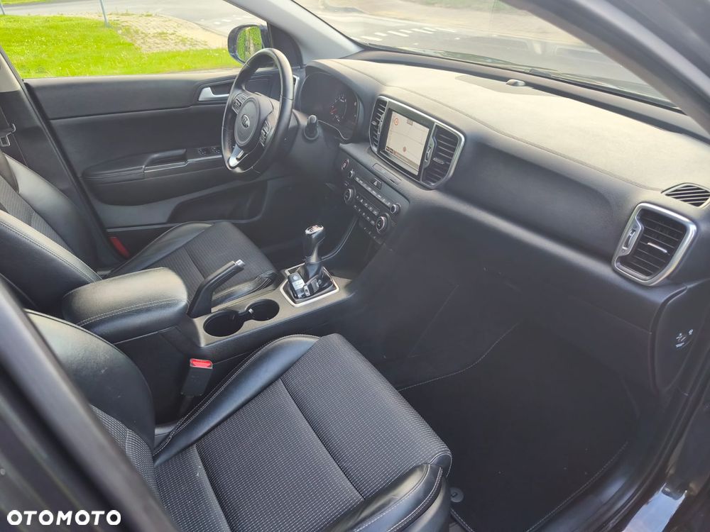 Kia Sportage 1.6 GDI Business Line 2WD - 19
