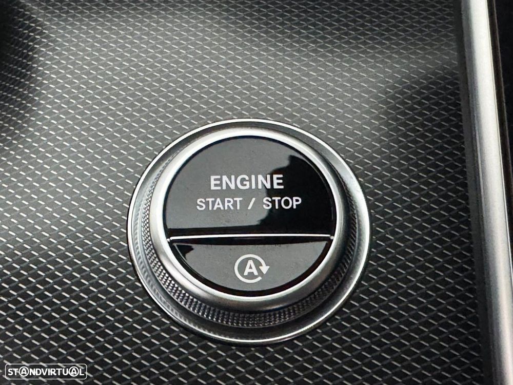 Mercedes-Benz C 200 AMG Line - 35