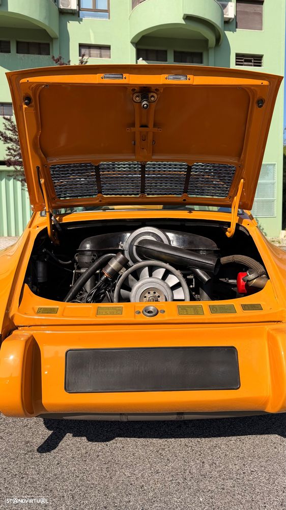 Porsche 911 Série F - 18