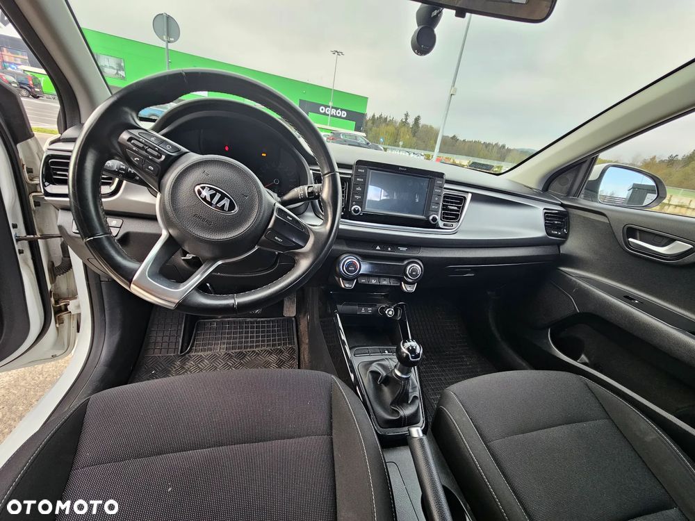 Używany Kia Rio 2017 - 42 000 PLN, 59 219 km - Otomoto.pl