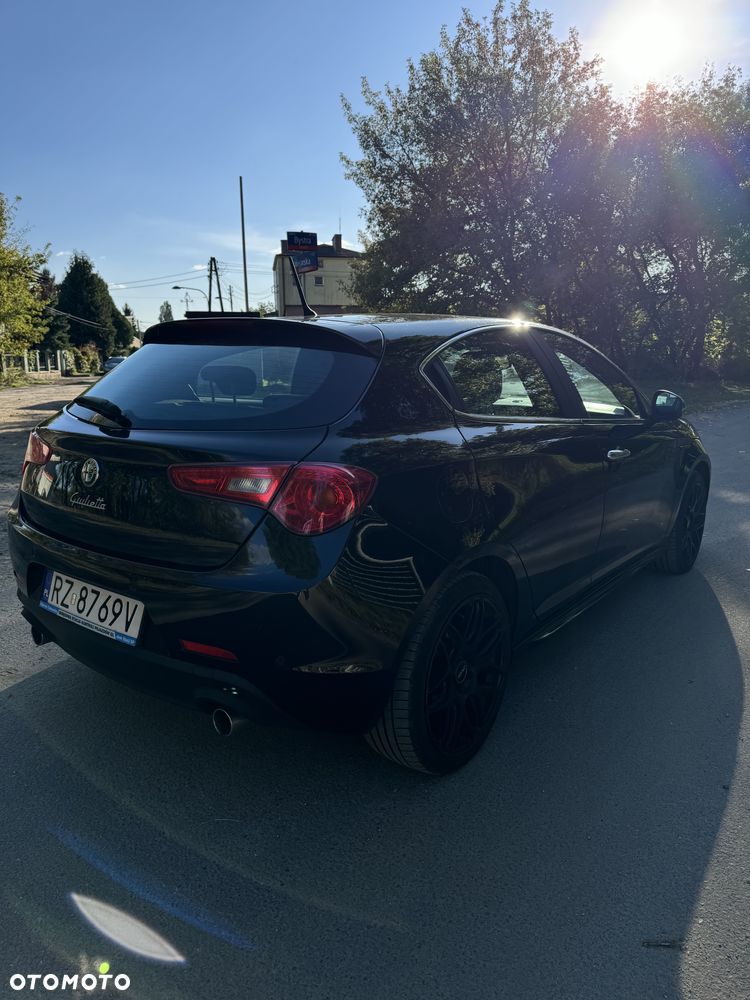 Alfa Romeo Giulietta - 5