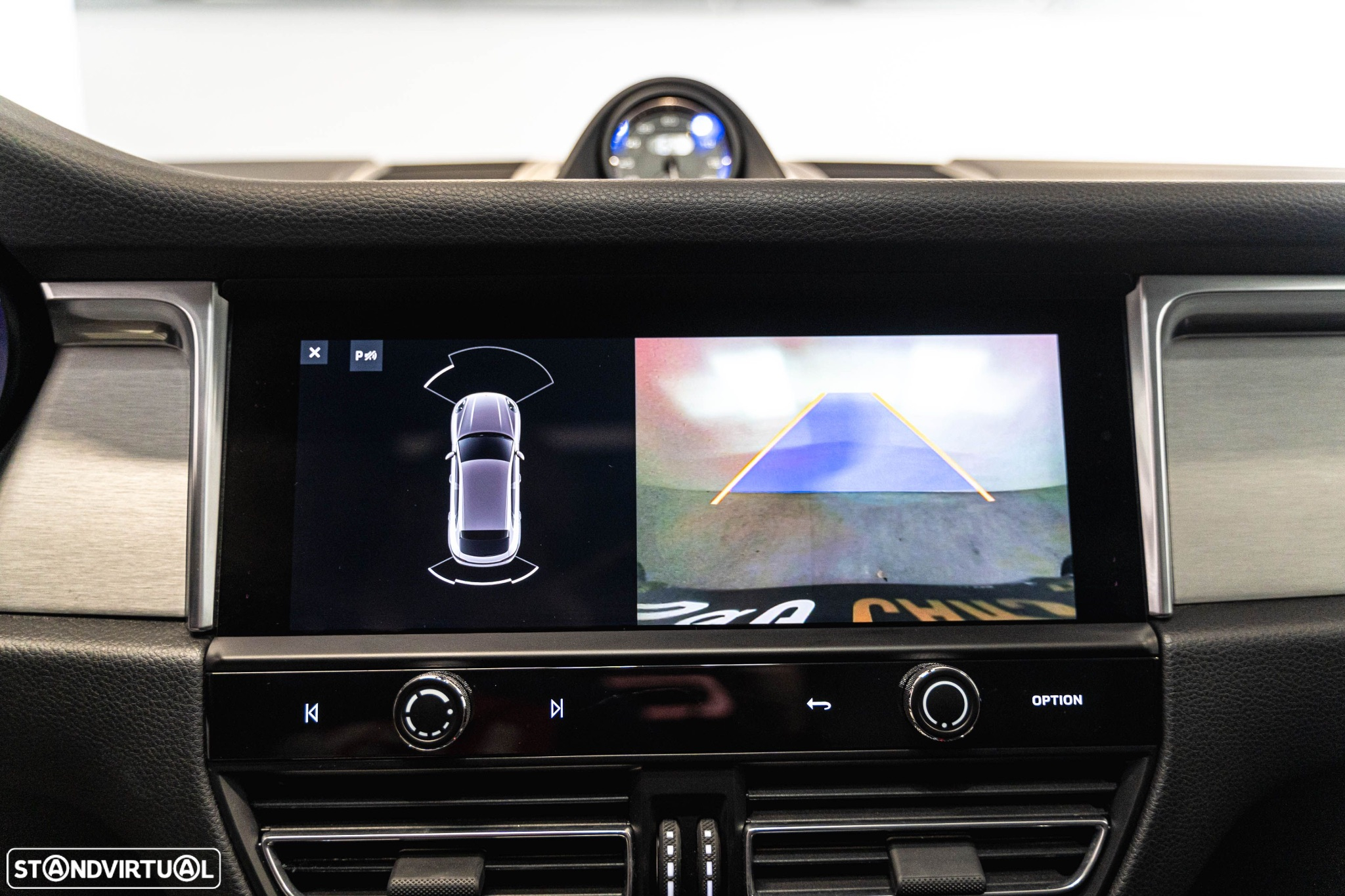 Porsche Macan Standard - 16