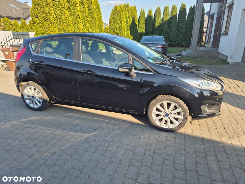 Ford Fiesta 1.0 EcoBoost Powershift Individual - 4
