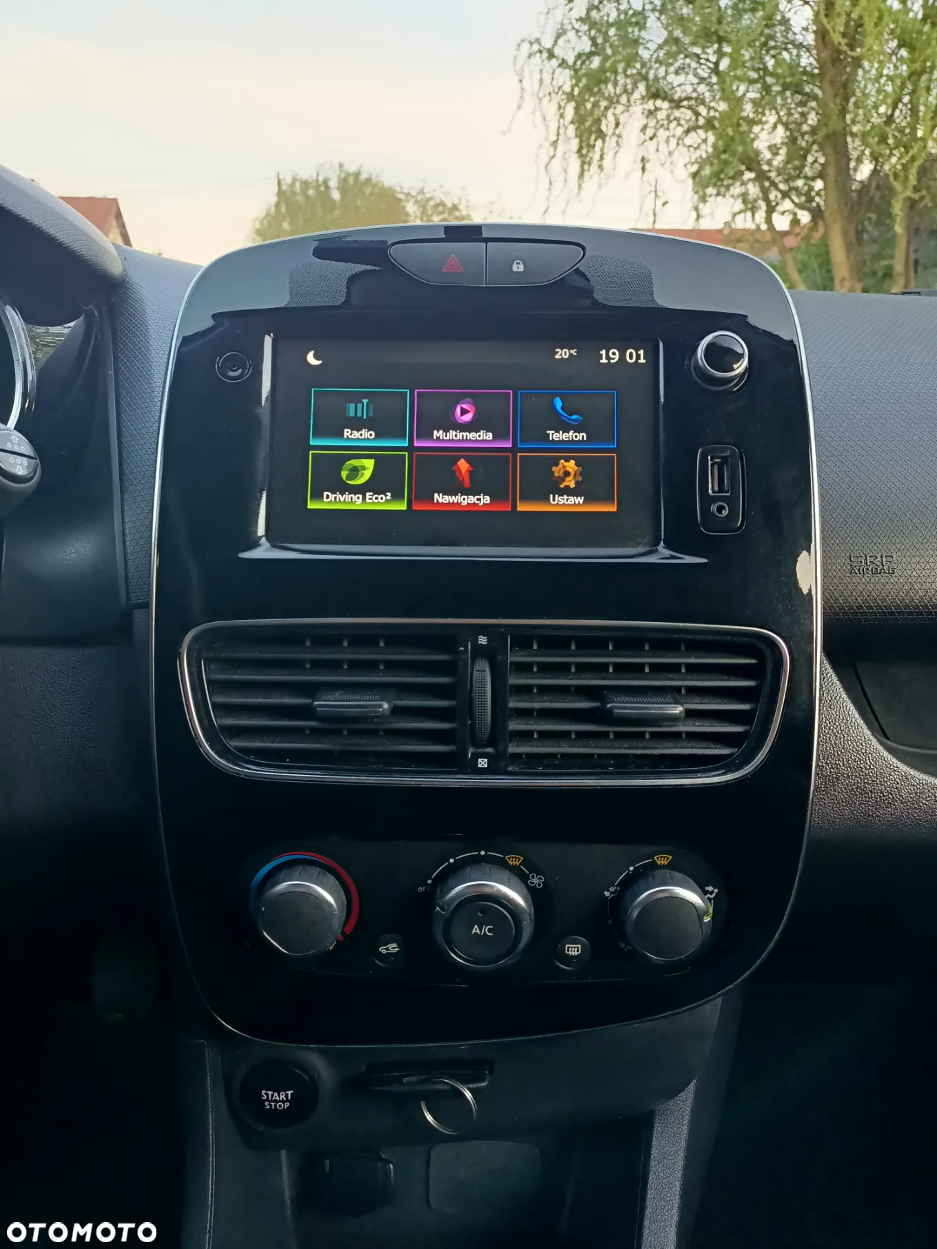 Renault Clio - 14