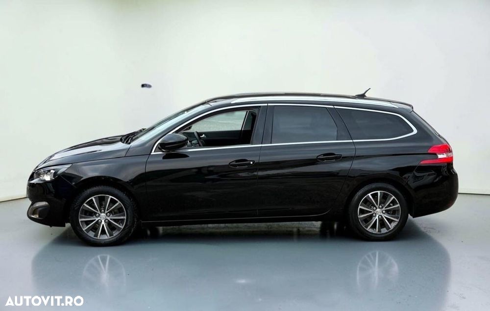 Peugeot 308 - 10