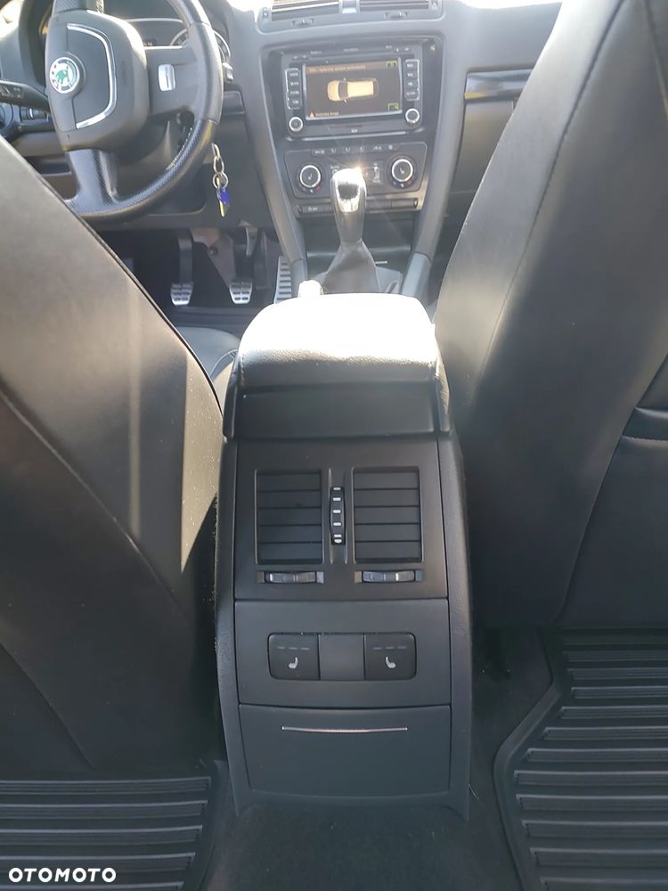Skoda Octavia - 23