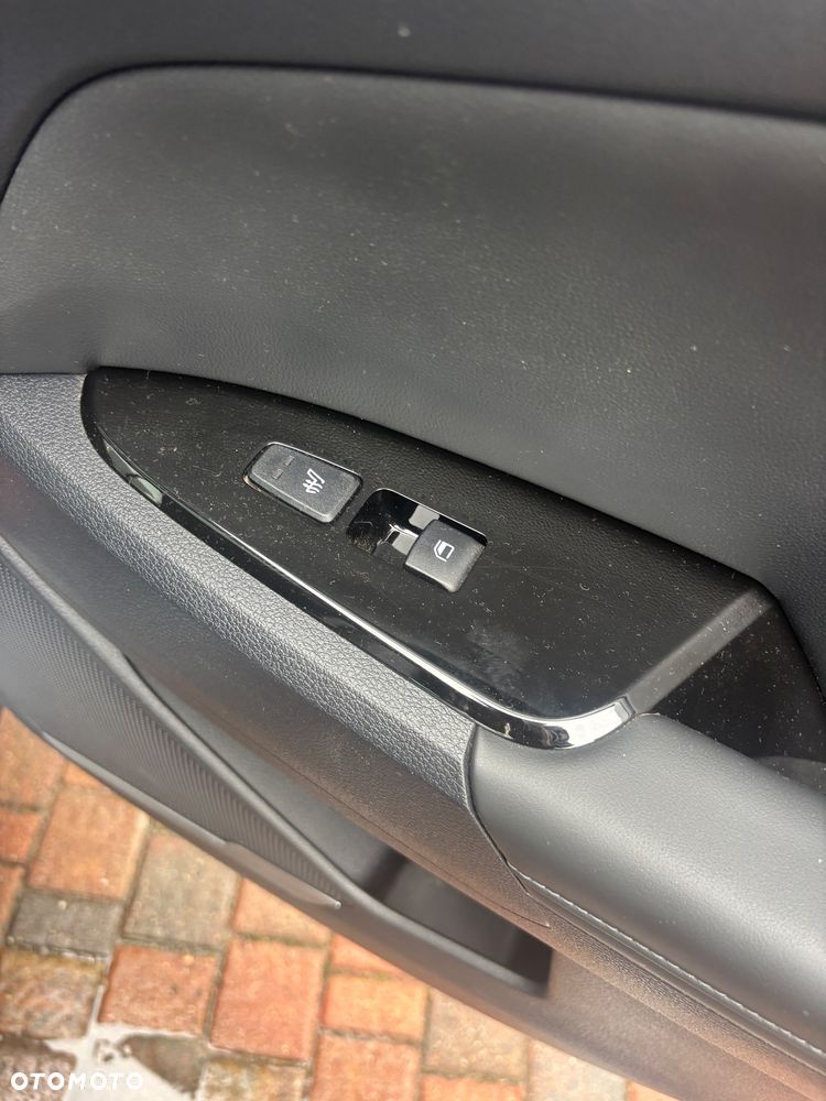 Kia Sportage 1.6 T-GDI MHEV Business Line 2WD DCT - 7