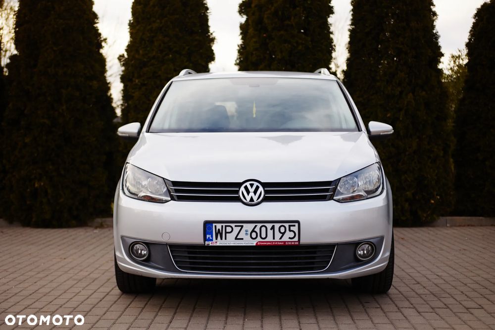 Volkswagen Touran 1.6 TDI DPF BlueMotion Technology DSG Highline - 11