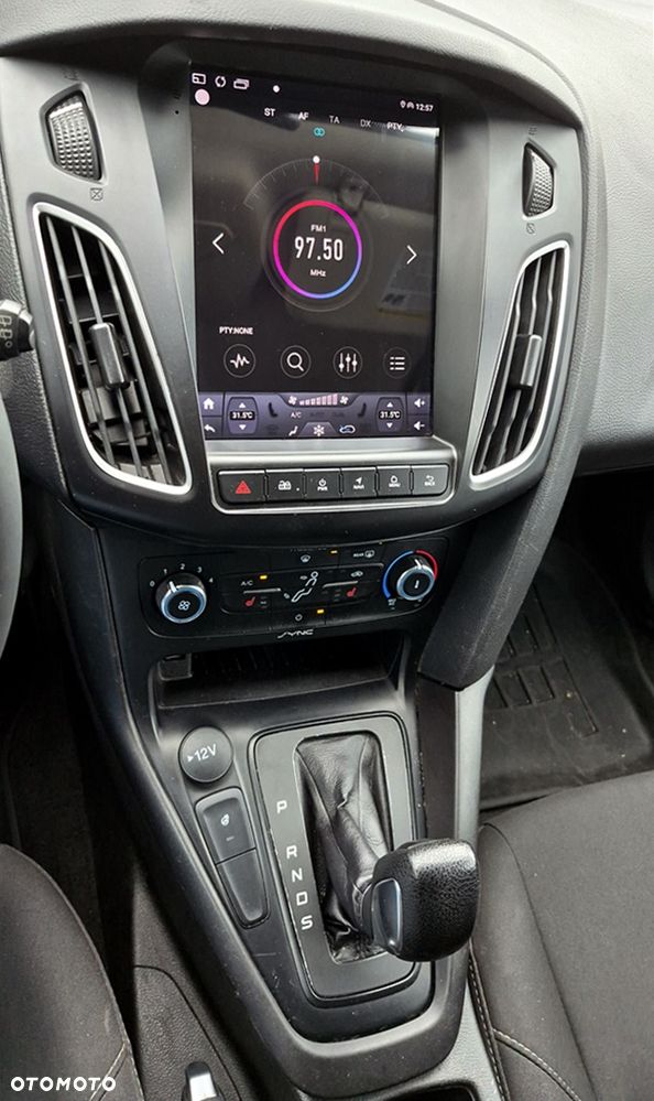 Ford Focus - 11