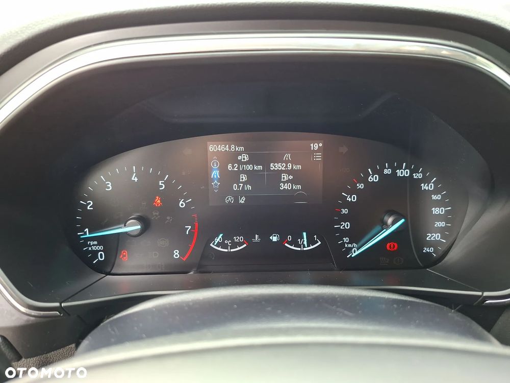Ford Focus 1.0 EcoBoost Titanium - 21