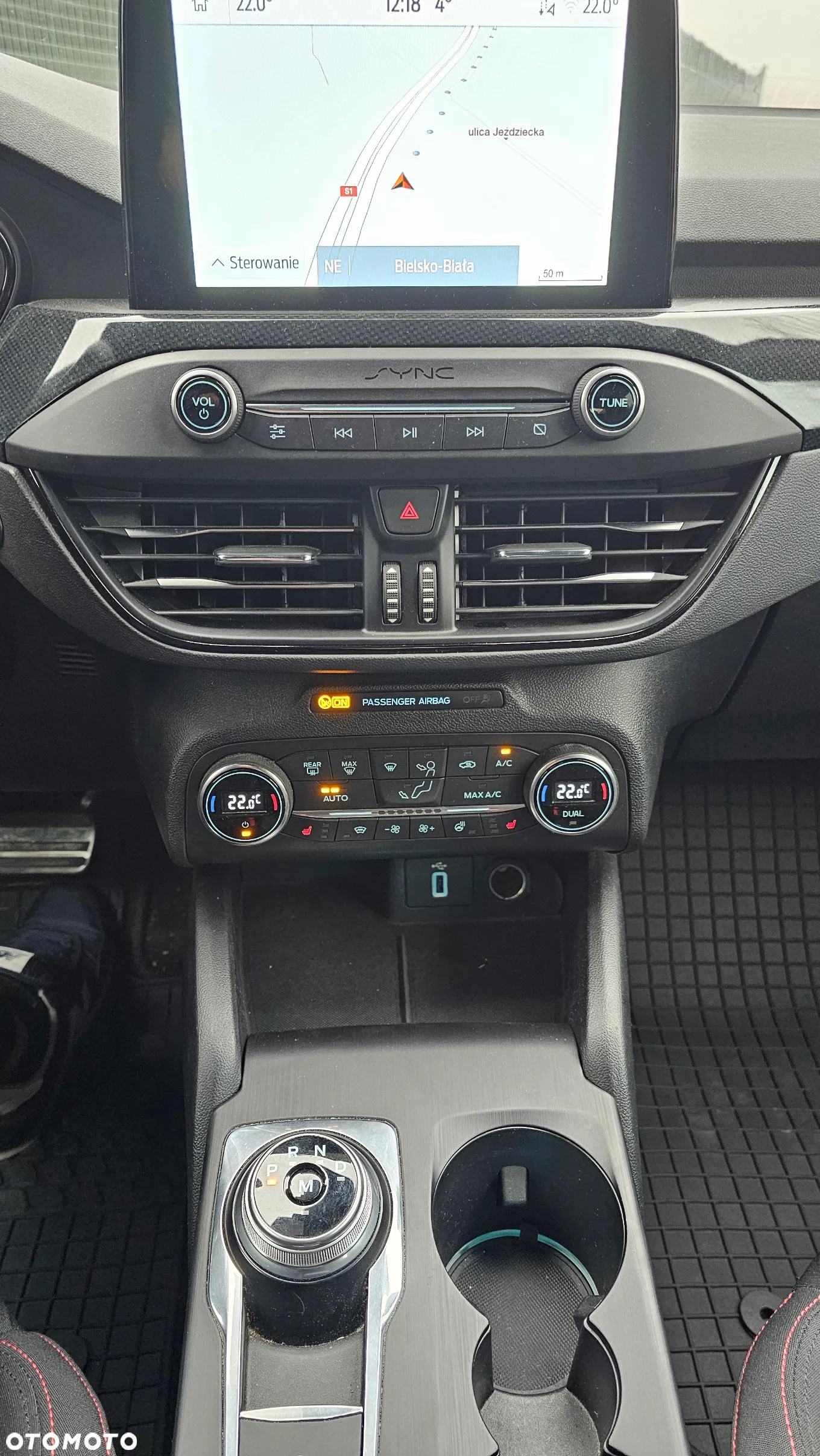 Ford Focus 1.5 EcoBlue Start-Stopp-System ST-LINE - 30