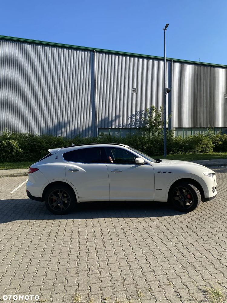 Maserati Levante Q4 GranSport - 7