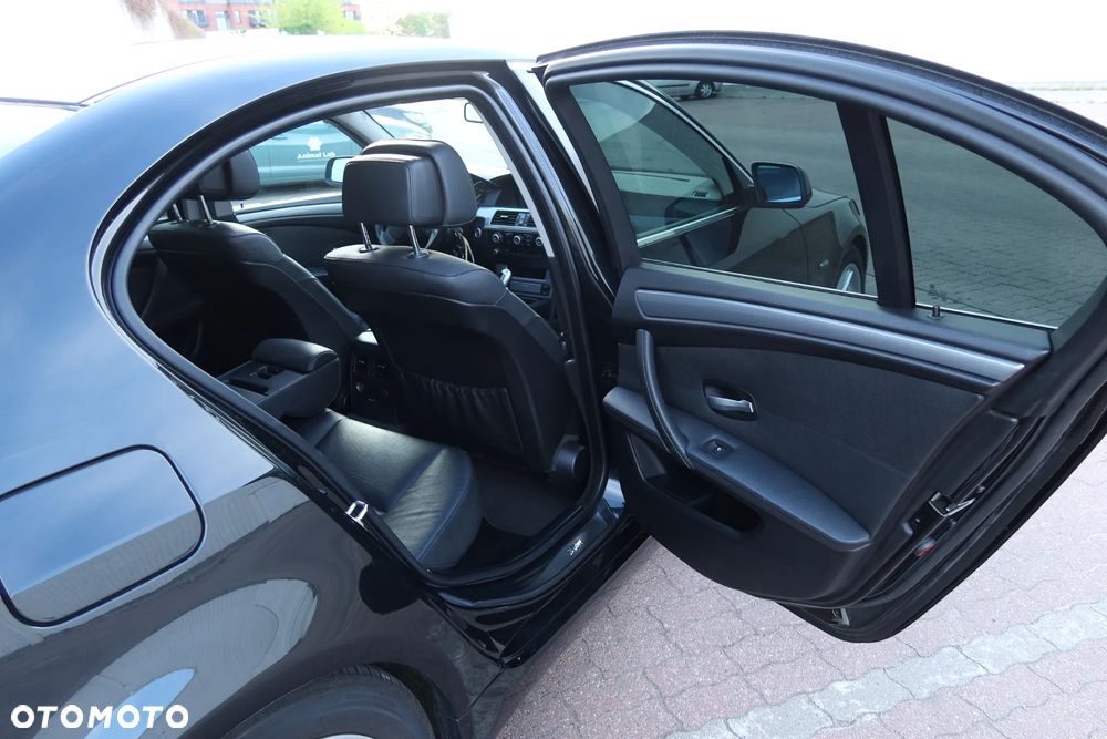 BMW Seria 5 - 22