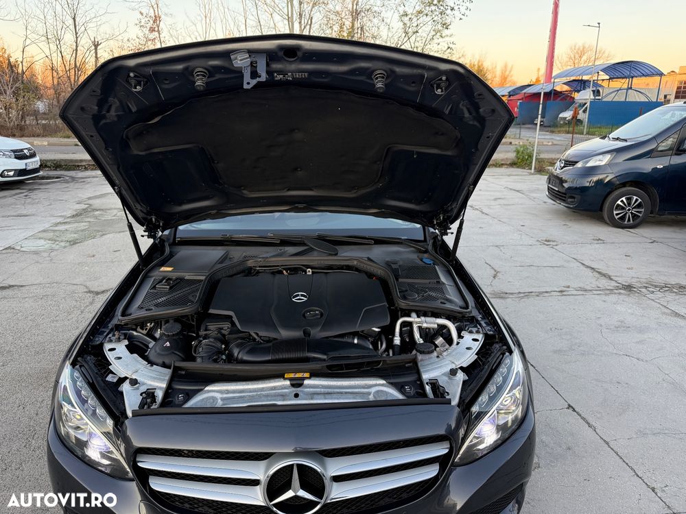 Mercedes-Benz C 220 d 4MATIC Aut. - 18
