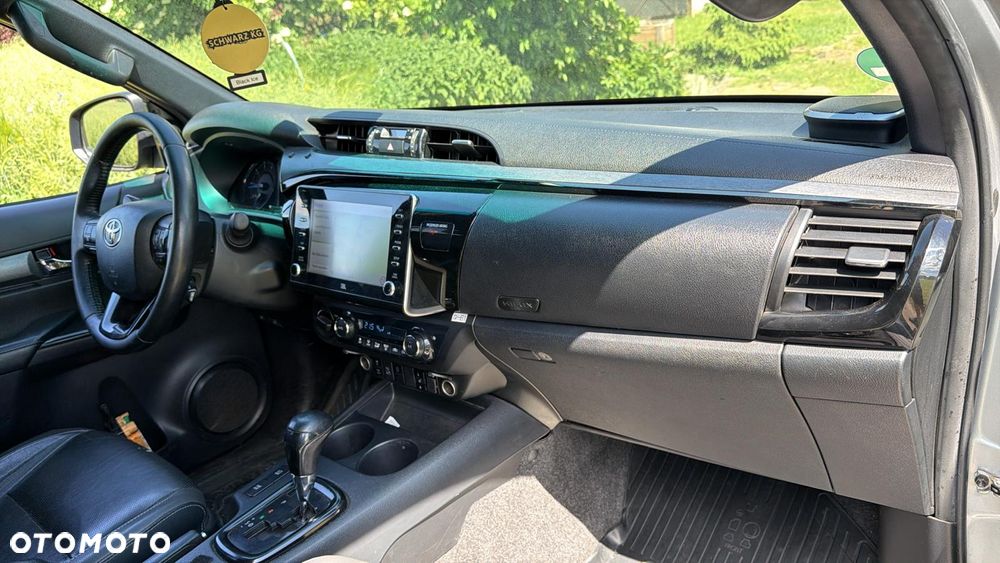 Toyota Hilux - 28