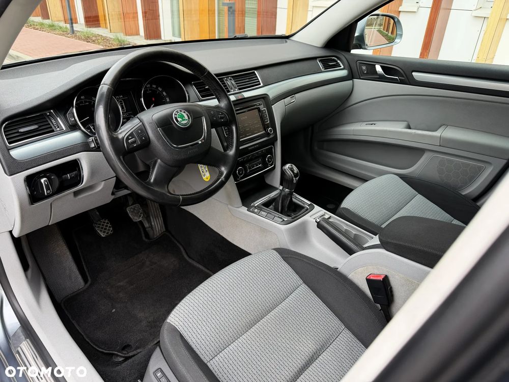 Skoda Superb 1.8 TSI Elegance - 9