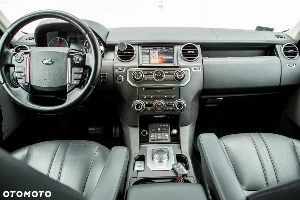 Land Rover Discovery 3.0 SD V6 HSE - 25