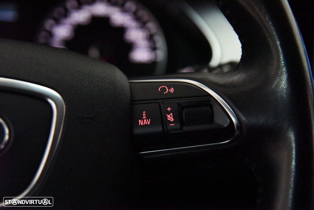 Audi A4 Avant 2.0 TDI Multitronic Business Line - 12