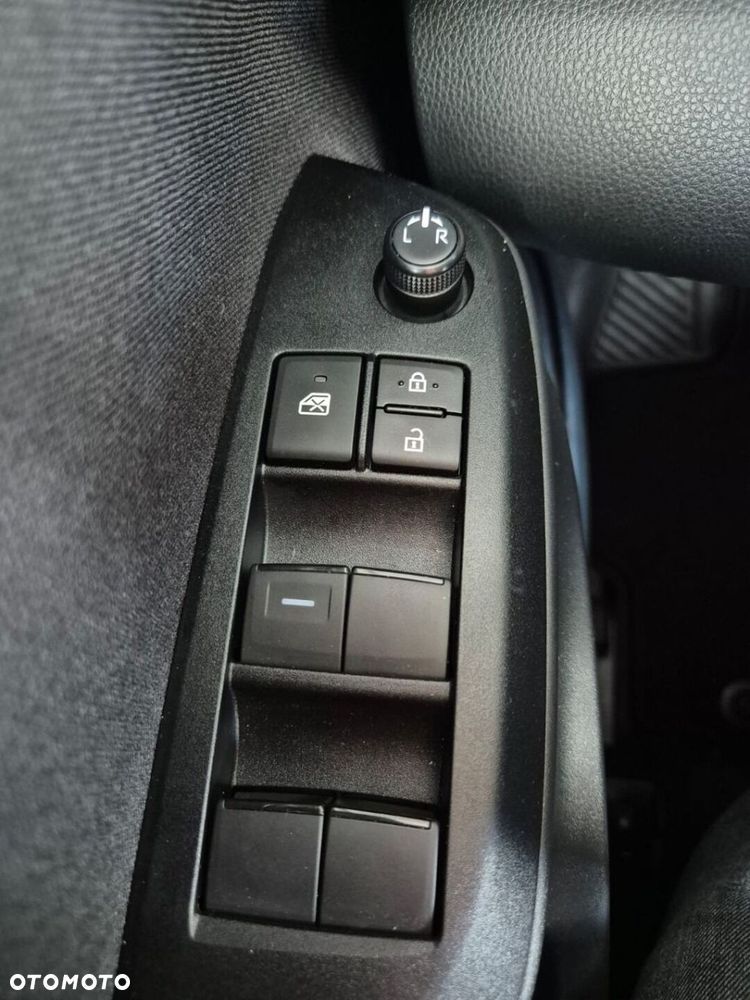 Toyota Yaris Hybrid 1.5 Style - 9