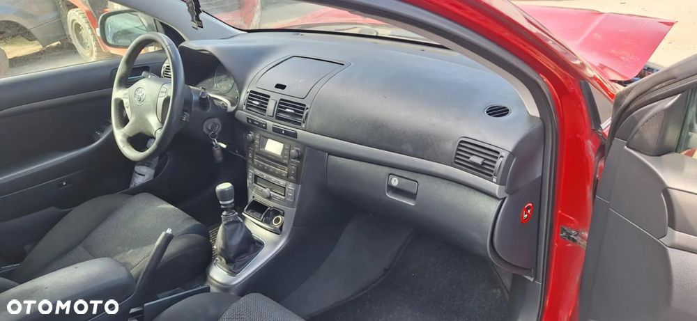 TOYOTA AVENSIS T25 2,2 D-CAT 177KM skrzynia biegów - 2