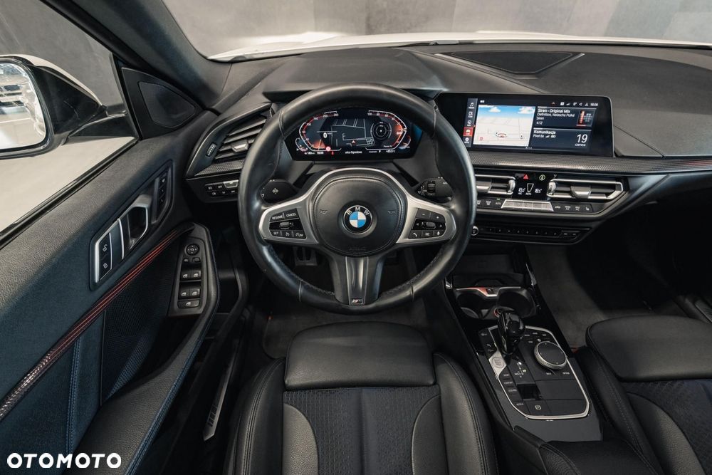BMW Seria 2 218i M Sport - 12