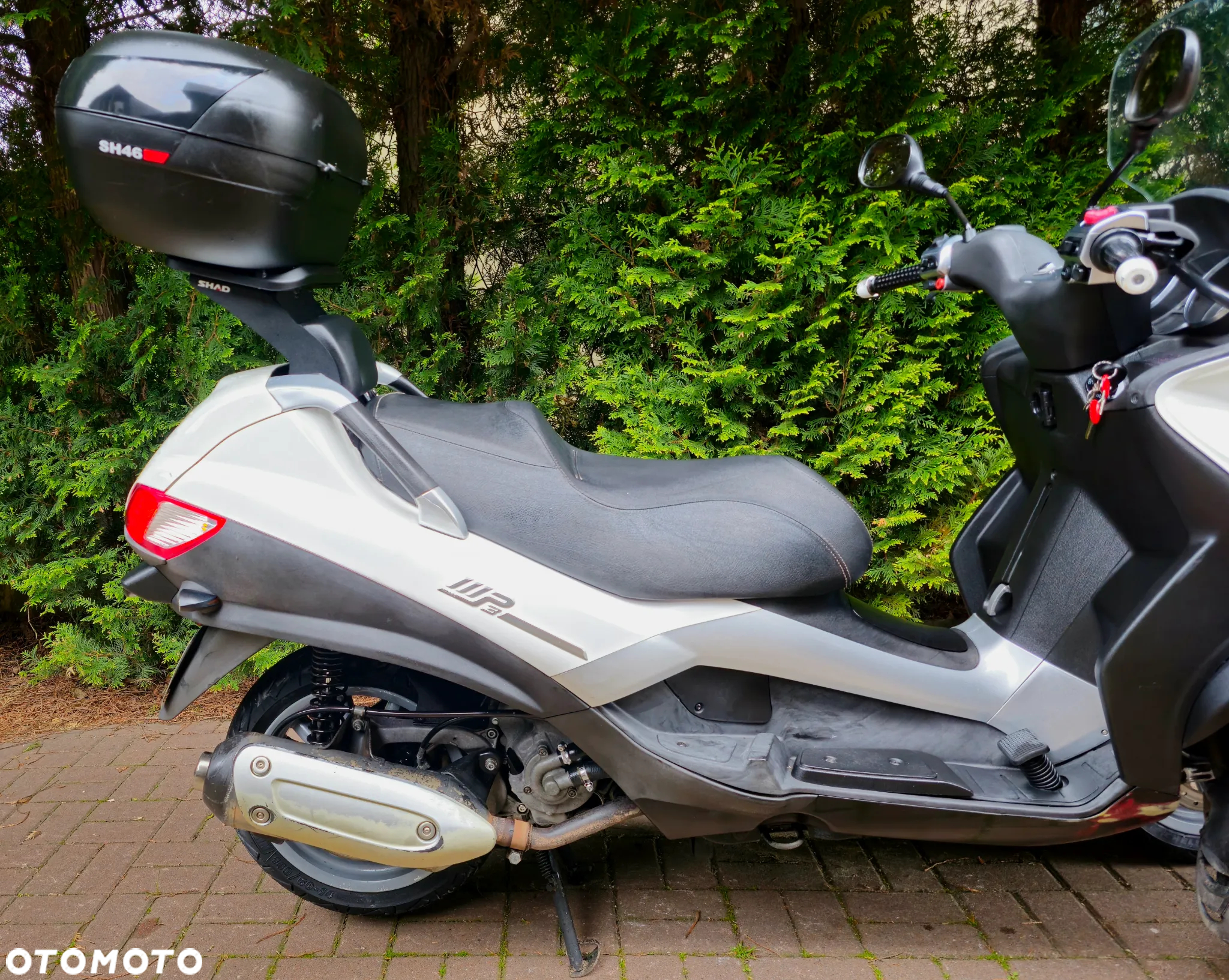 Piaggio MP-3 - 5