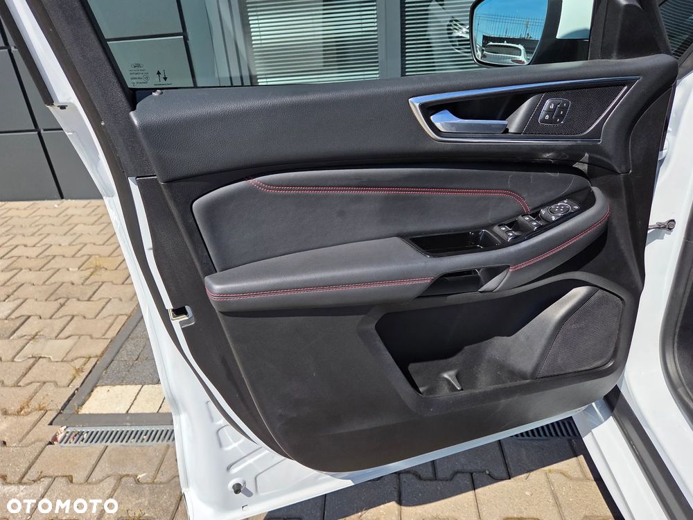 Ford S-Max - 27