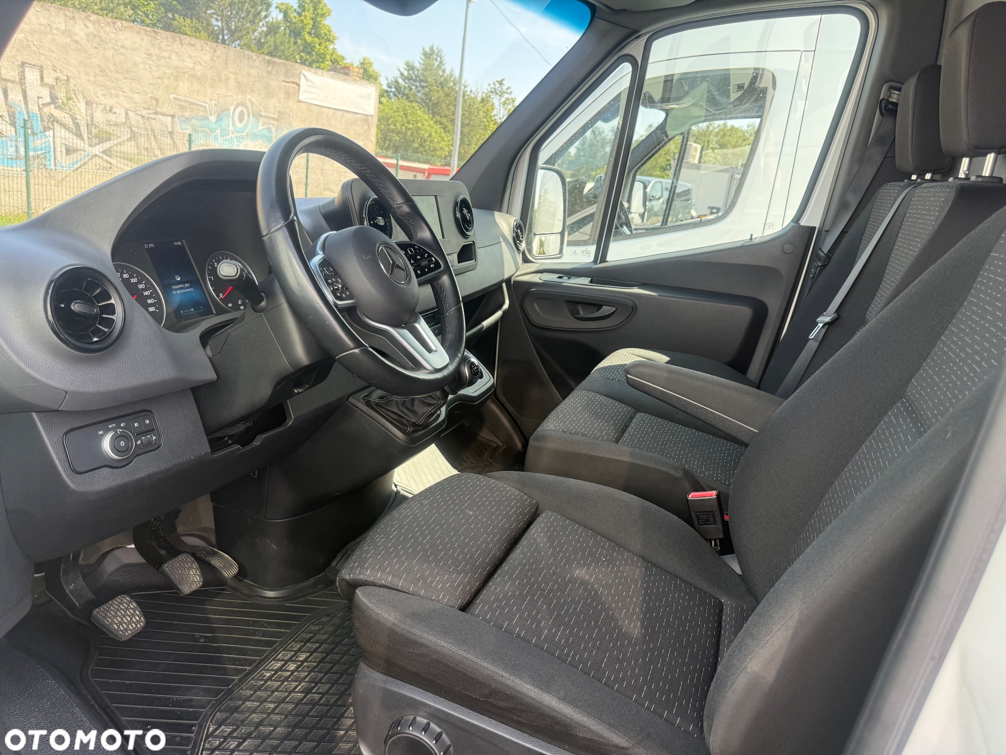 Mercedes-Benz Sprinter315L2H2 - 11