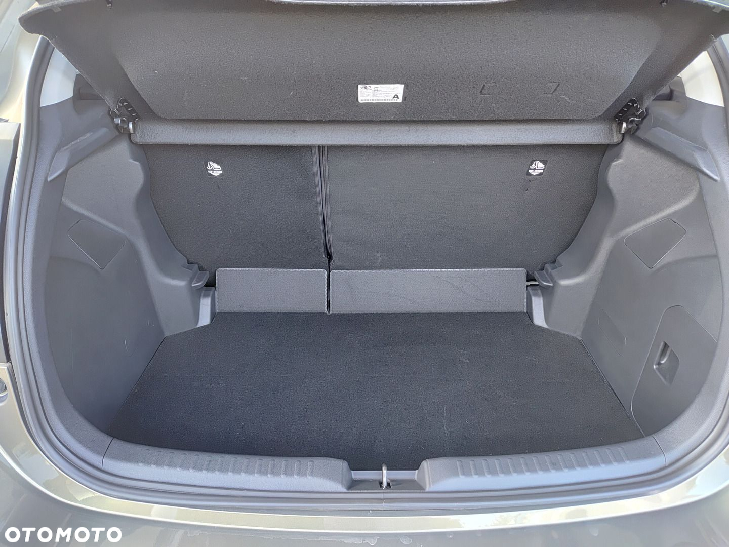 Toyota Yaris - 8