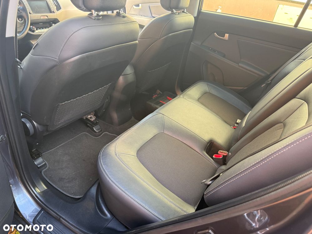 Kia Sportage 1.6 GDI Business Line L 2WD - 12