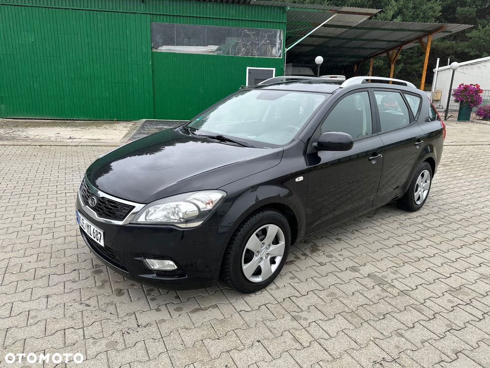 Kia Ceed 1.4 L - 33