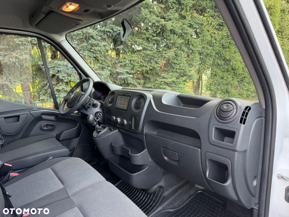 Renault Master III - 5