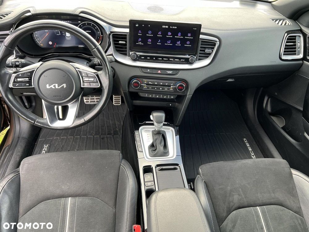 Kia XCeed - 28