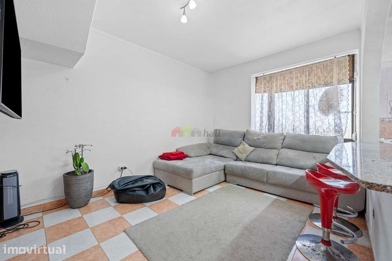 Apartamento T2 Duplex em Coina, Barreiro - Grande imagem: 2/20