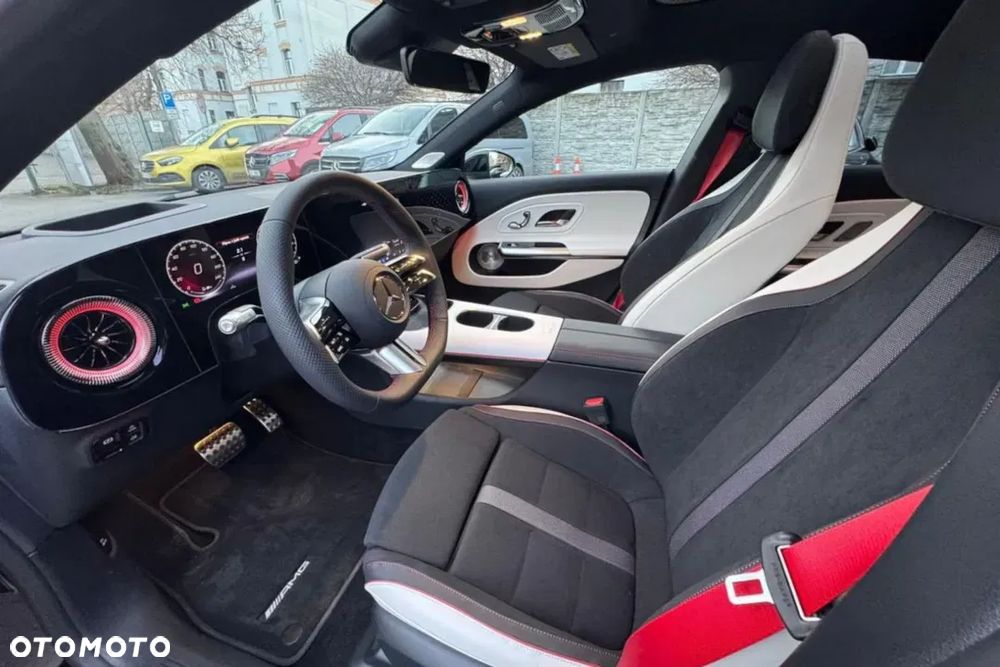 Mercedes-Benz CLA 250+ 85kWh - 12