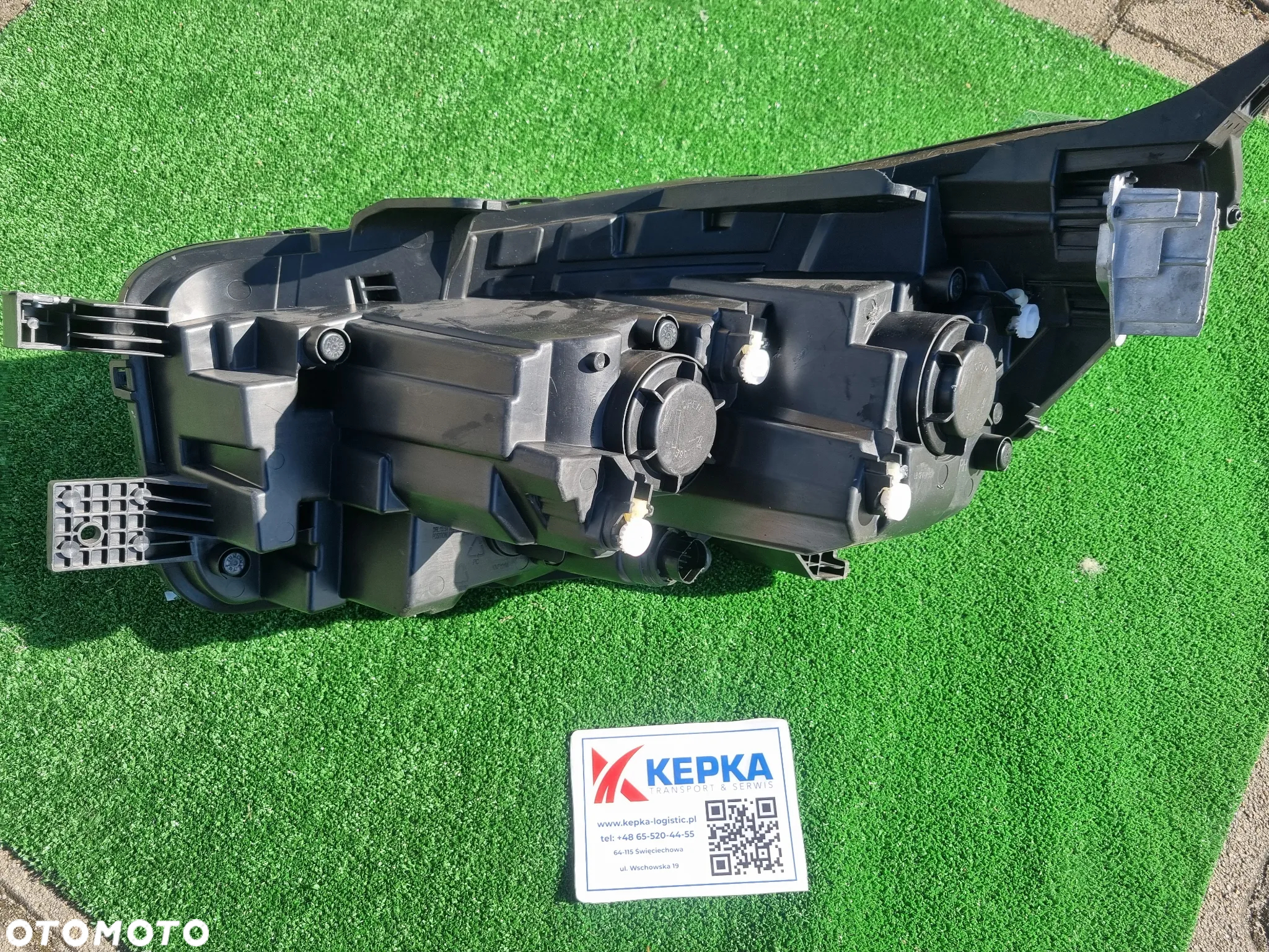 MAXUS Deliver 9 Lampa przednia prawa reflektor prawy - 2