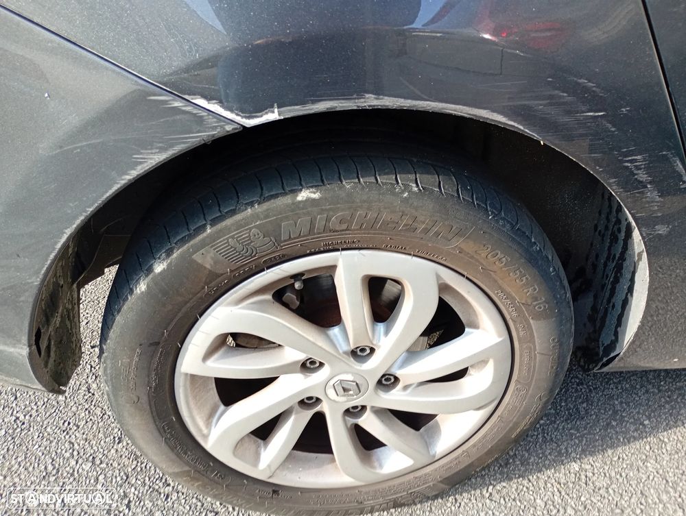 Renault Mégane Sport Tourer 1.5 dCi Dynamique - 12