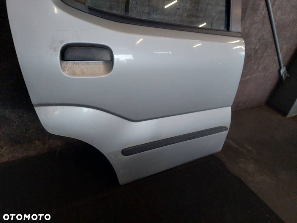 DRZWI KOMPLETNE PRAWY TYŁ SUZUKI IGNIS I 5D Z2S - 3