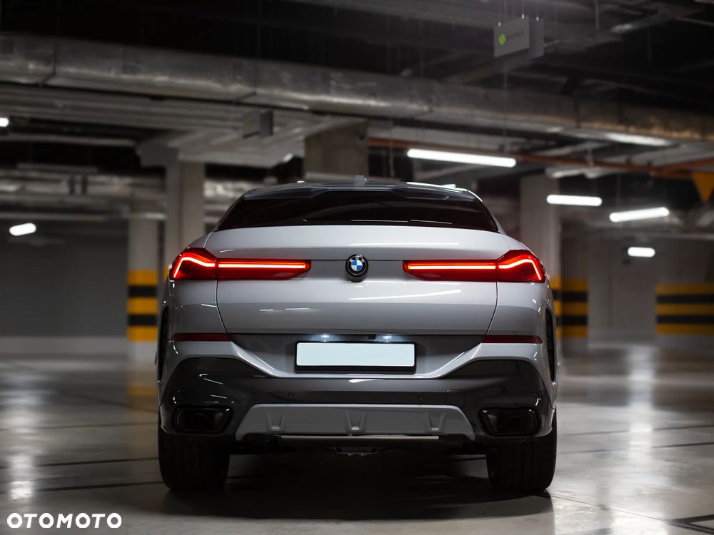 BMW X6 xDrive30d mHEV - 15
